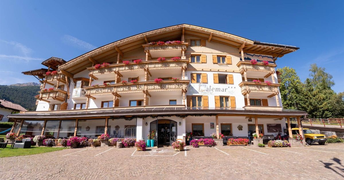 LADIN - private rooms in Vigo di Fassa (San Giovanni di Fassa)